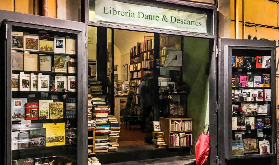 Libreria Dante & Descartes a Napoli